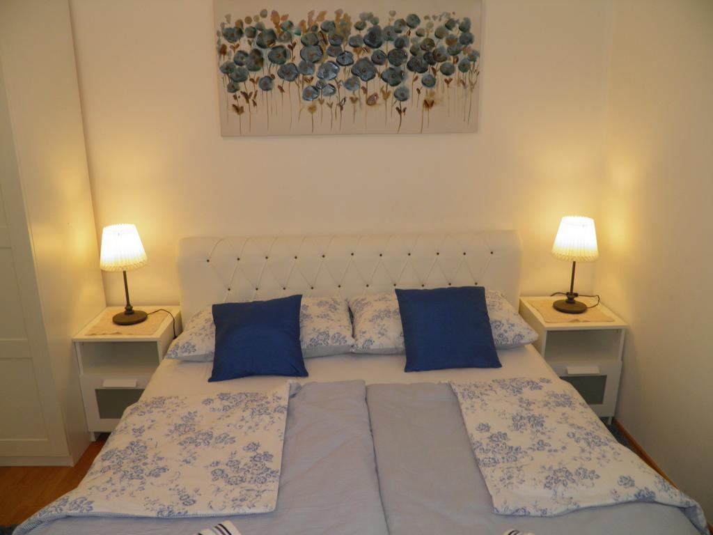 Apartments Perla Dinjiška Екстериор снимка