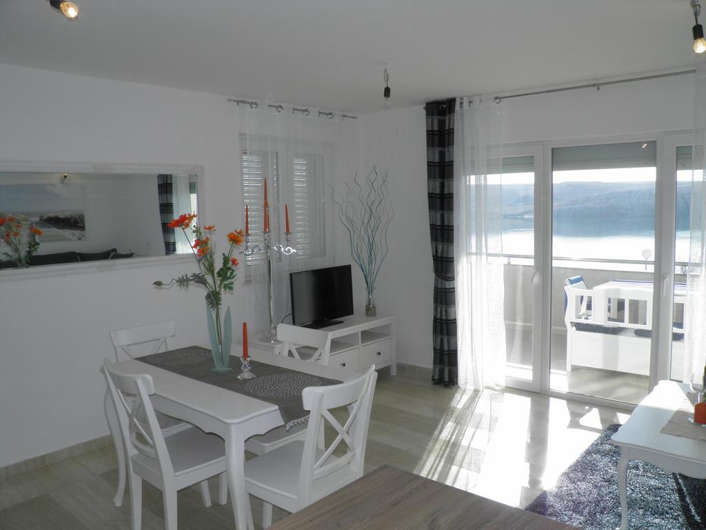 Apartments Perla Dinjiška Екстериор снимка