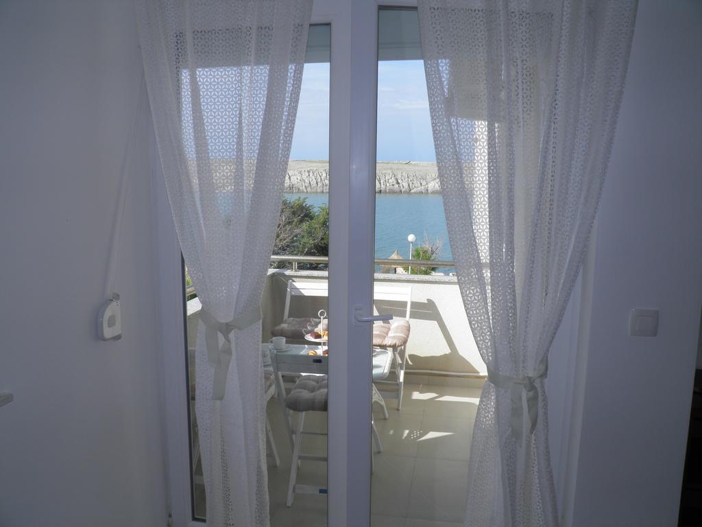 Apartments Perla Dinjiška Екстериор снимка